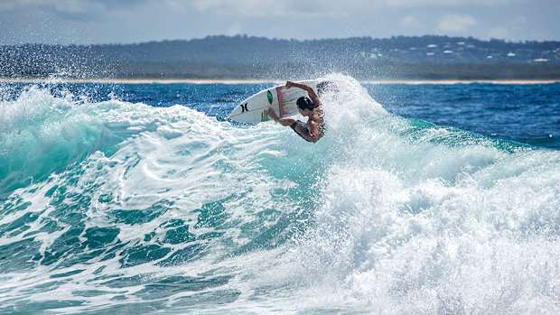 hiroto-ohhara-surfing-us-open-wsl-960.jpg